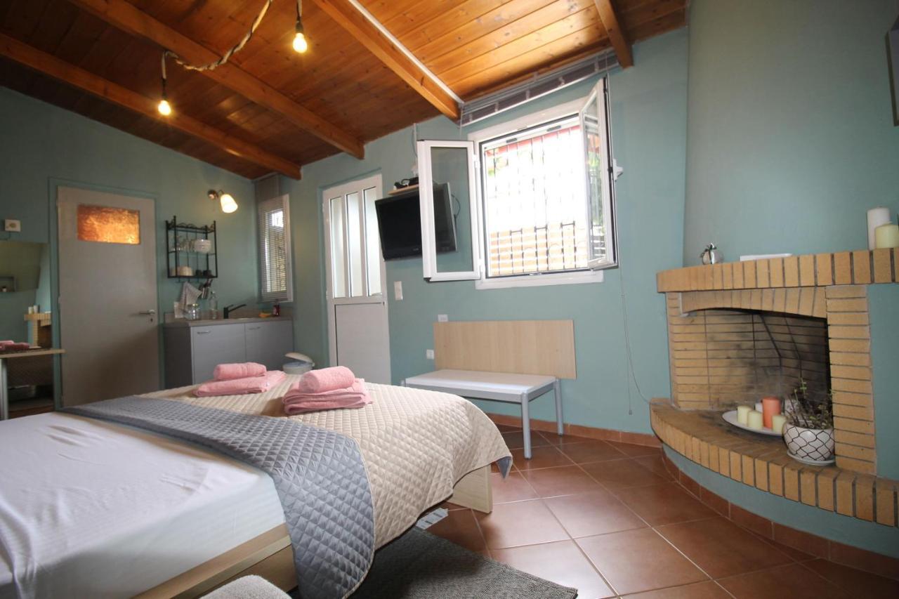 Pikinas Studios Near Ath Airport Markópoulon 外观 照片
