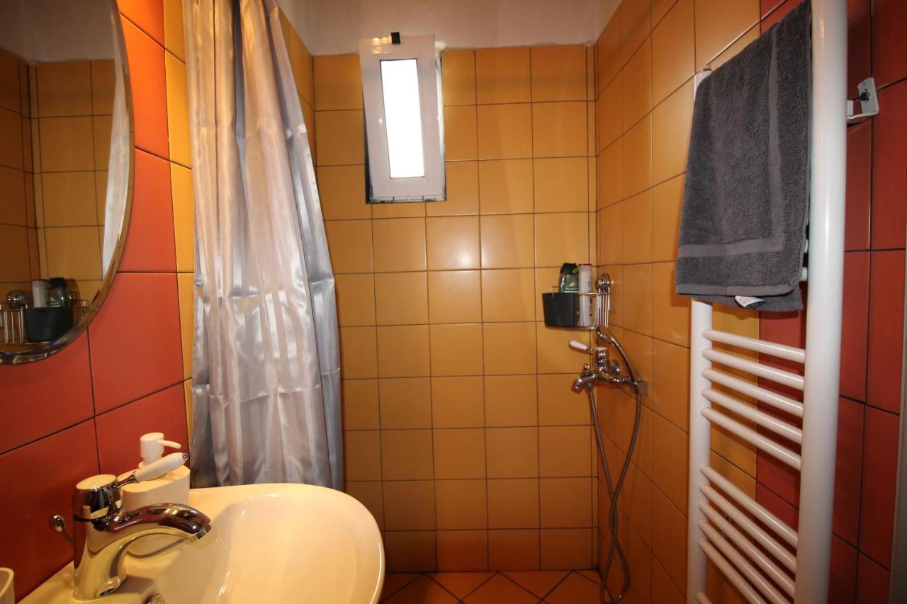 Pikinas Studios Near Ath Airport Markópoulon 外观 照片